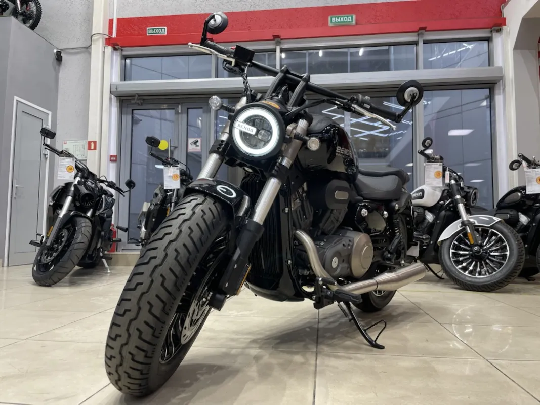 Мотоцикл BENDA Rock 300